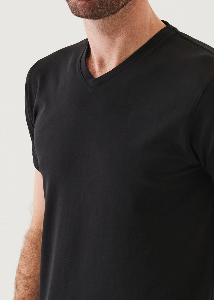 Patrick Assaraf Iconic Pima Cotton Stretch V-Neck Tee Shirt - Black